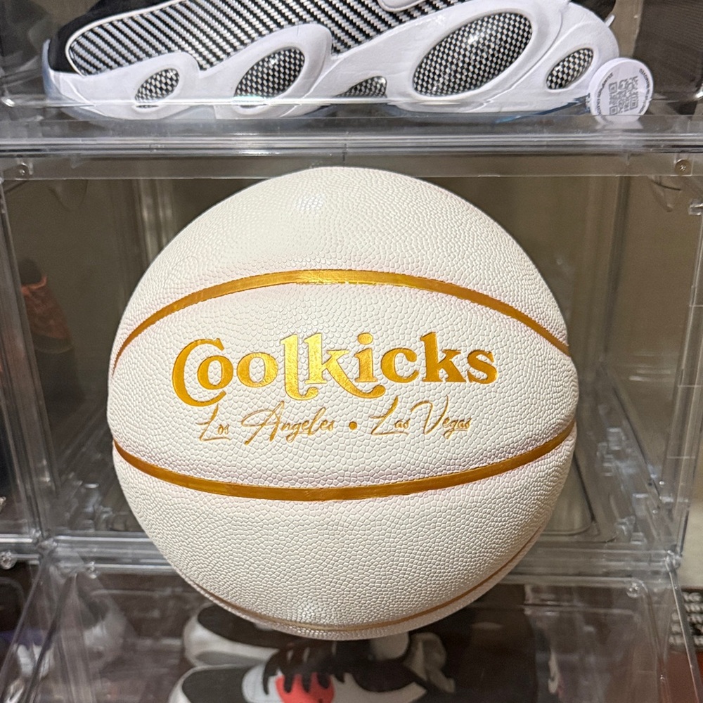 CoolKicks Basketball